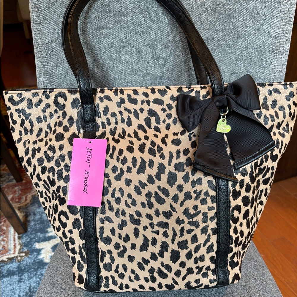 NWT Betsey Johnson Brown and Black Leopard Print Tote